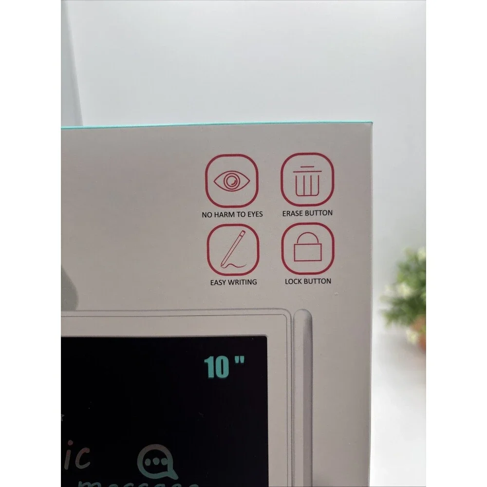 LCD 10